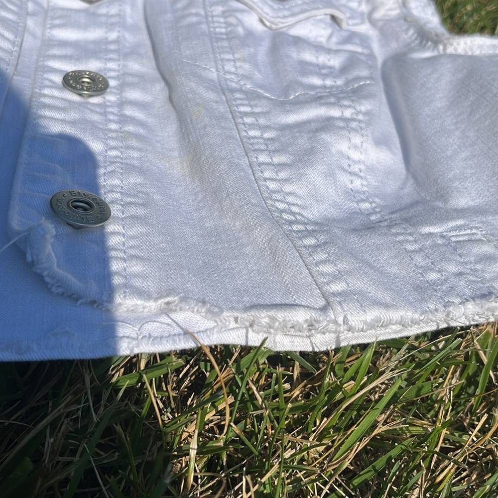 🕊️ Denim Jean Vest White 🕊️ - Picture 4 of 4